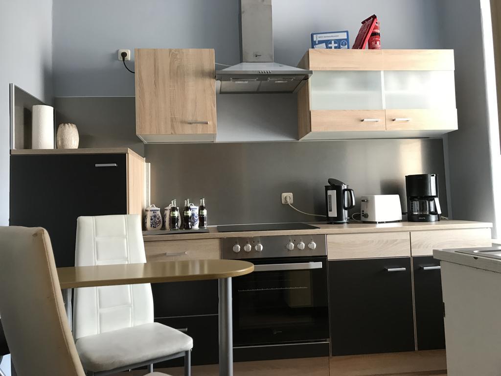 Ferienwohnung Residenz Bis 6 Gaeste , Ferienwohnung Dresden Bis 4 Gaeste, Ferienwohnung Elbflorenz Bis 2 Gaeste エクステリア 写真