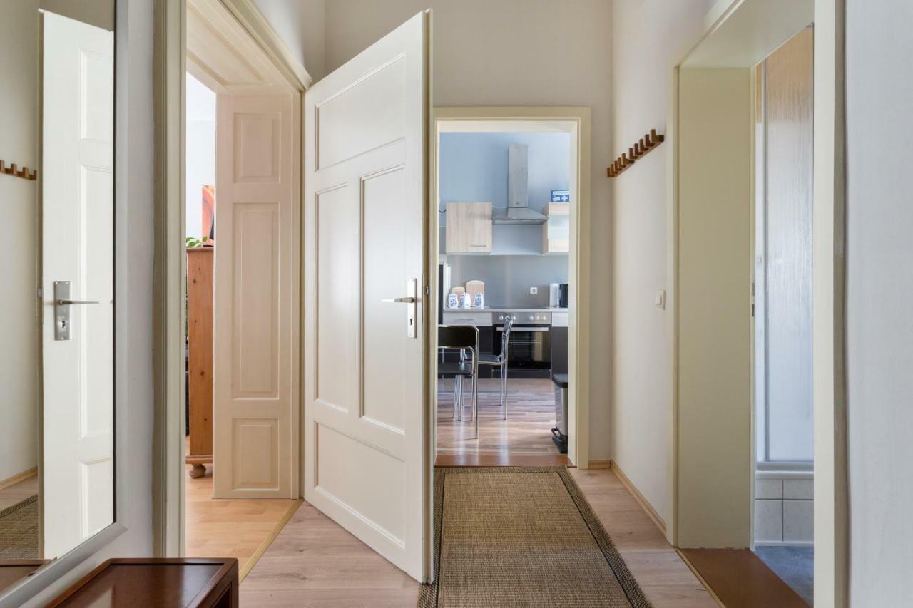 Ferienwohnung Residenz Bis 6 Gaeste , Ferienwohnung Dresden Bis 4 Gaeste, Ferienwohnung Elbflorenz Bis 2 Gaeste エクステリア 写真