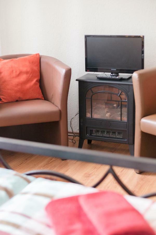 Ferienwohnung Residenz Bis 6 Gaeste , Ferienwohnung Dresden Bis 4 Gaeste, Ferienwohnung Elbflorenz Bis 2 Gaeste エクステリア 写真