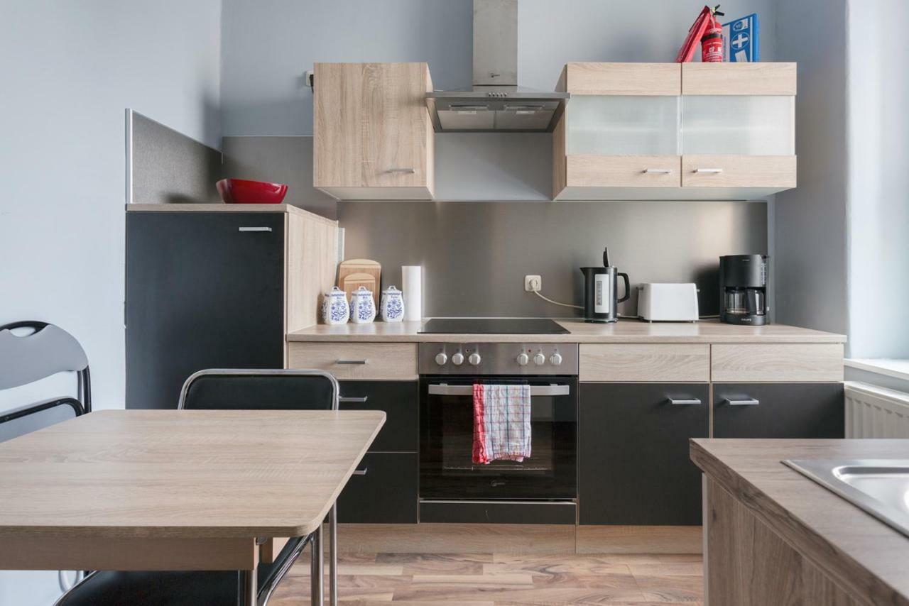 Ferienwohnung Residenz Bis 6 Gaeste , Ferienwohnung Dresden Bis 4 Gaeste, Ferienwohnung Elbflorenz Bis 2 Gaeste エクステリア 写真